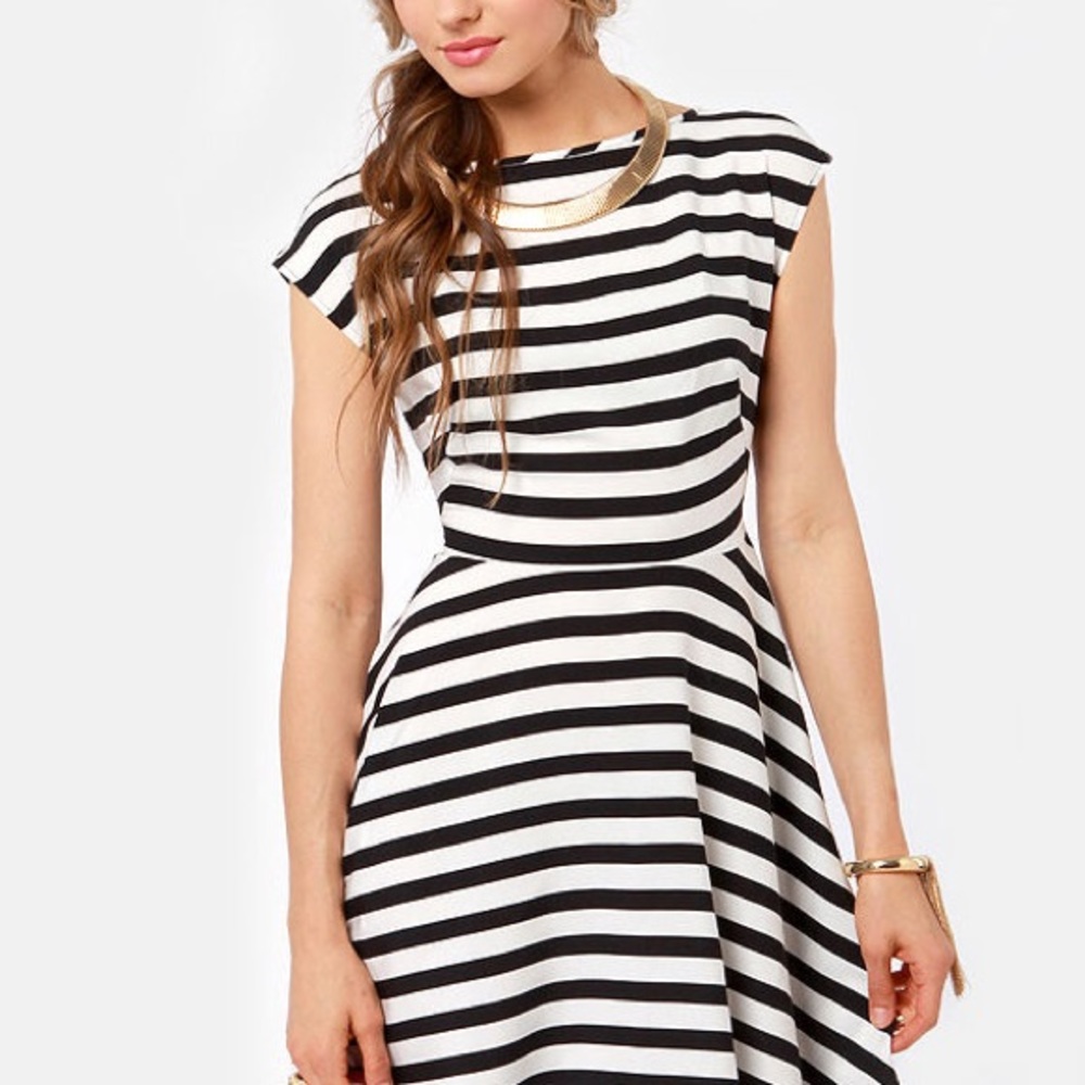 BB Dakota Striped Short Dress - Picture 10 of 12